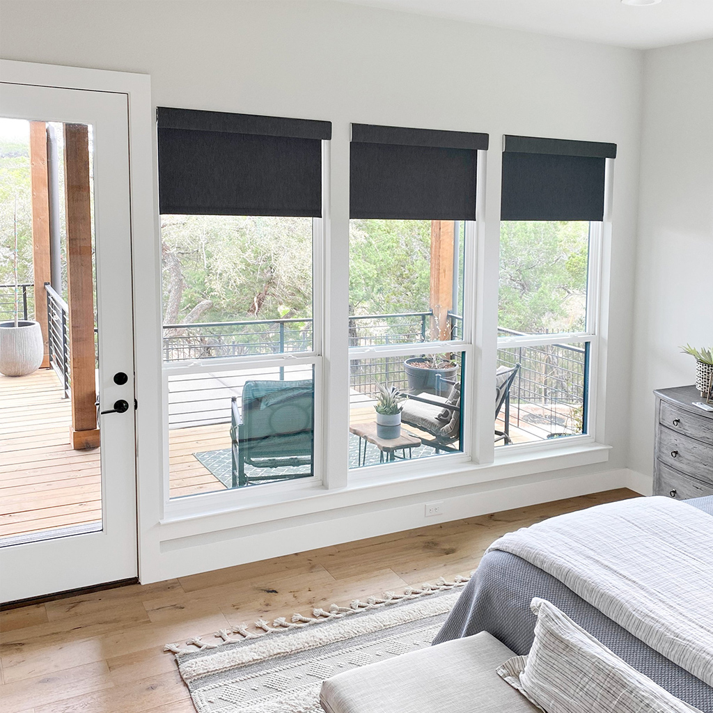 smart-shades_automatic-window-shades_falt-fabric-cassette-bedroom-deck